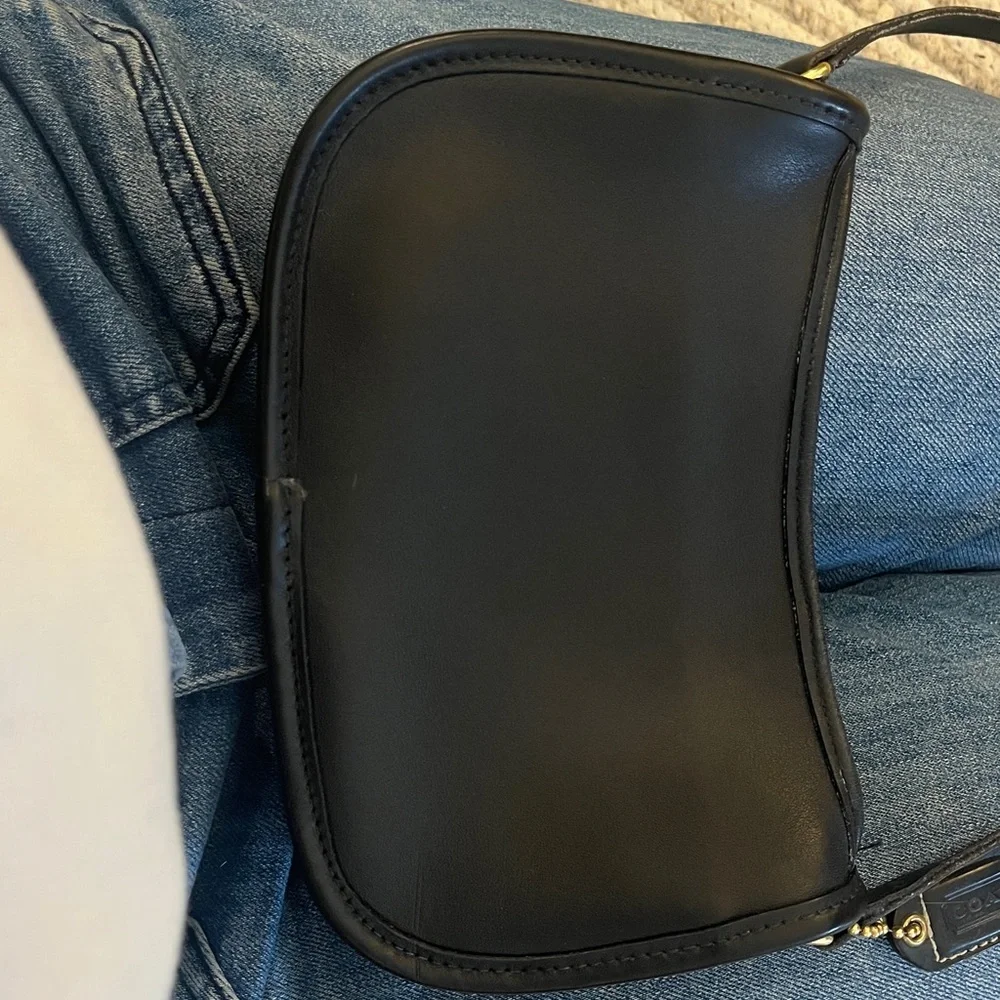 Vintage Coach Wendie Crossbody 9031 Bag Black Made in US - Picture 12 of 12